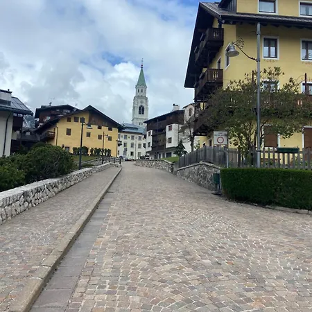 Appartamento Cortina Center House *